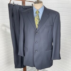 Caravelli Suit Mens 42R 33W 28L Blue Pinstripe Superior 150s Hightech Classic